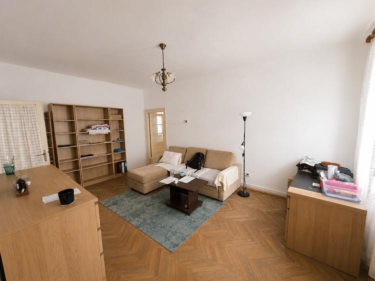 Studio de vanzare langa ambasata Italiei ideal petru renovare si inchiriere - 1