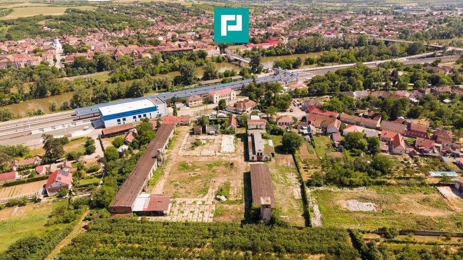 Spațiu industrial, de 700 mp, în Radna