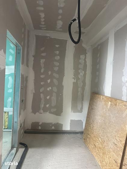 Casă cu 3 camere decomandat cu Teren 900 Mp în Central