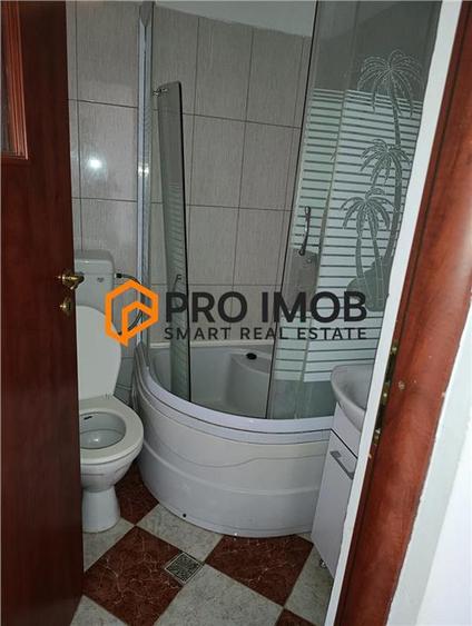 Casă individuală cu 8 camere cu Teren 2100 Mp în Lunca Frumoasă
