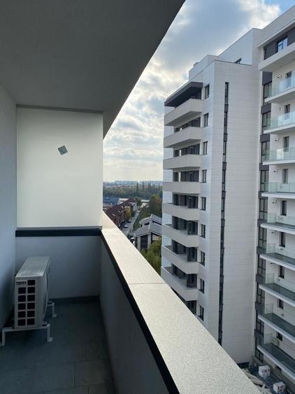 Apartament cu 2 camere decomandat în Sisești