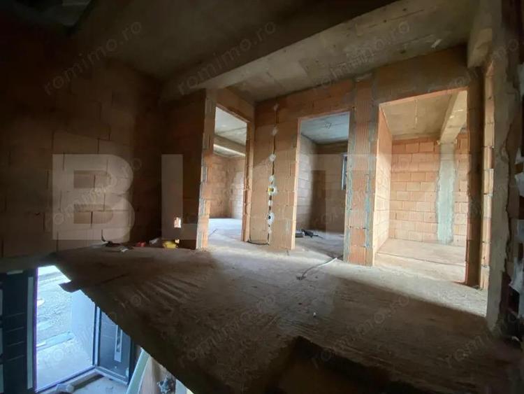 Casă cu Teren 240 Mp în Borhanci