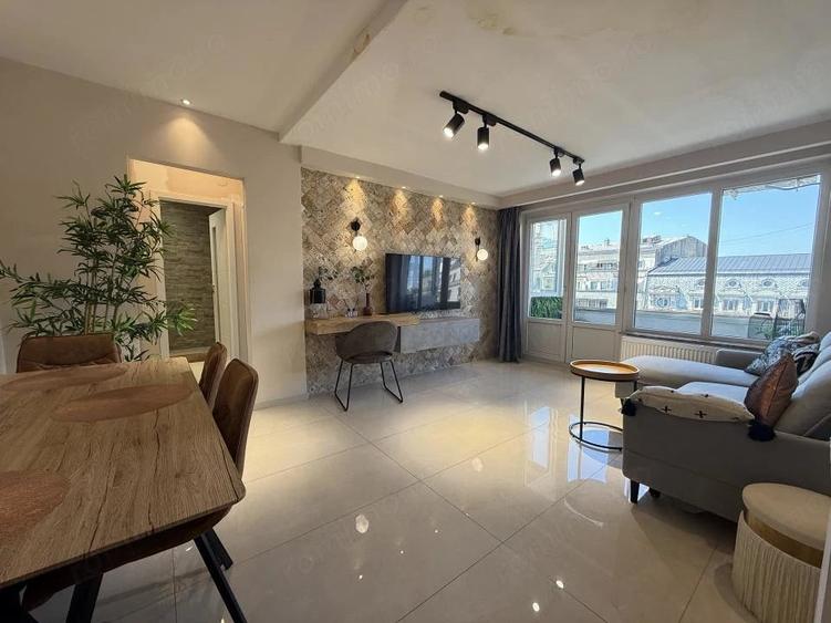 Unicat in Pia?a Romana! 2 camere, 53 mp, renovat integral cu designer - 2