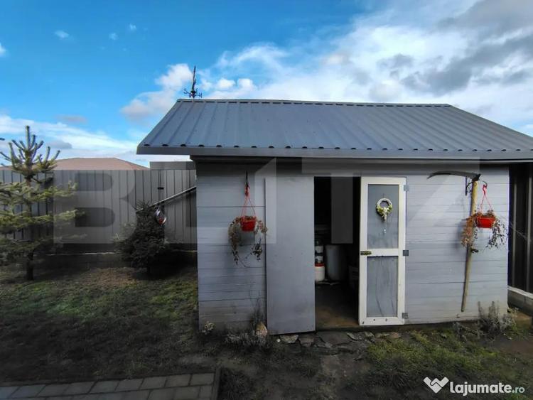 Casă cu 4 camere cu Teren 590 Mp în Jucu