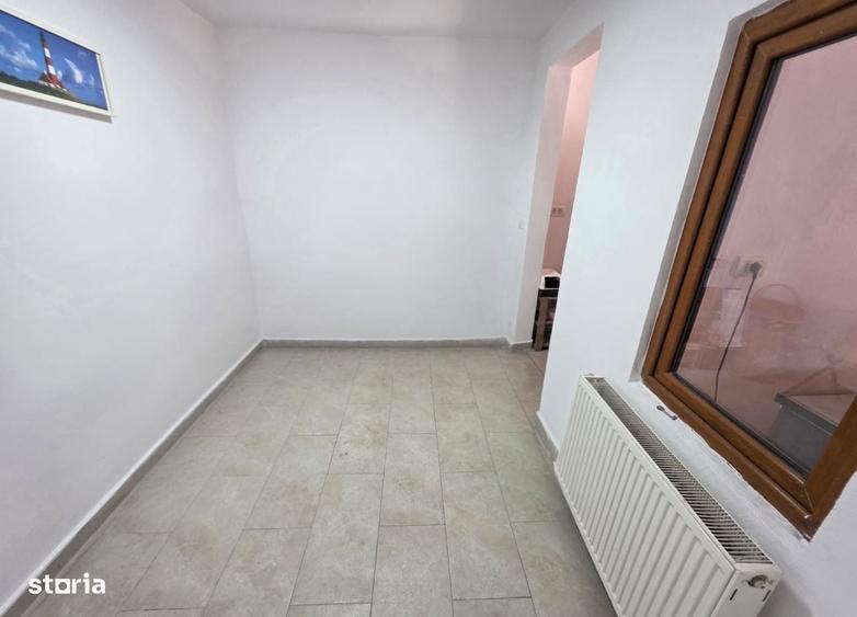 Casă cu 4 camere cu Teren 1836 Mp în Dudeștii Noi