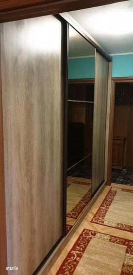 Apartament cu 2 camere decomandat în Valea Ialomiței
