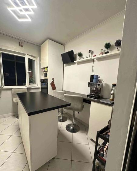 Casă cu 2 camere în Titan