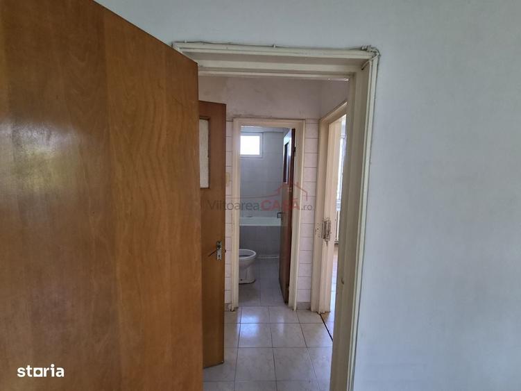 Apartament cu 2 camere decomandat în Drumul Taberei