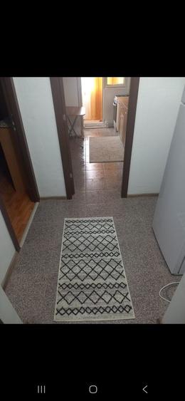 Apartament cu 2 camere decomandat în Sârbi
