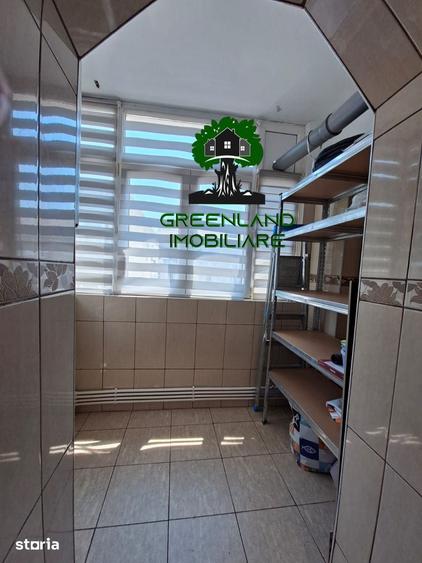 Apartament cu 2 camere decomandat în Mircea cel Bătrân