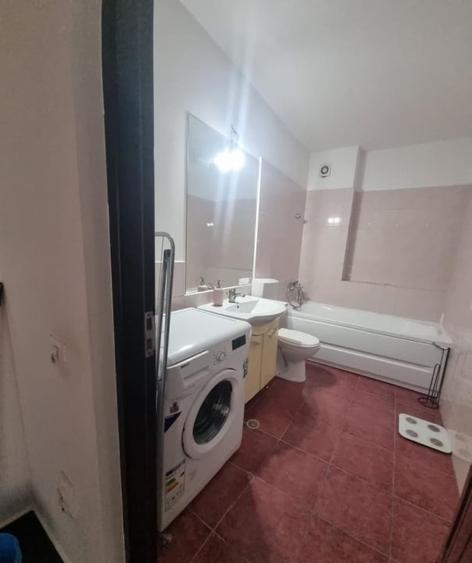 Apartament cu 2 camere decomandat, mobilat în Florești