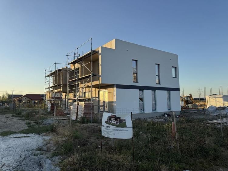 Apartament cu 2 camere în Moșnița Nouă