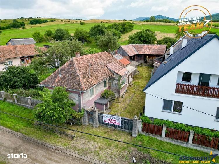 Casă cu 3 camere în Micfalău