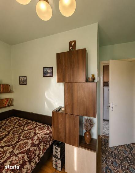Apartament cu 3 camere semidecomandat în Central
