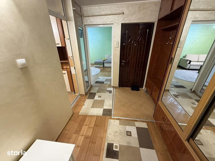 Apartament cu 2 camere decomandat în Nicolina