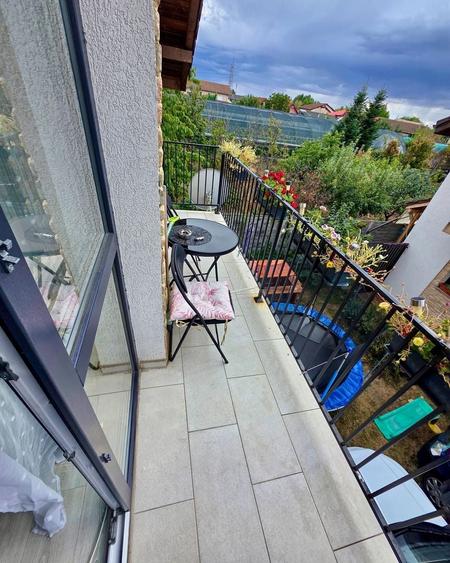 Apartament cu 2 camere decomandat în Giroc