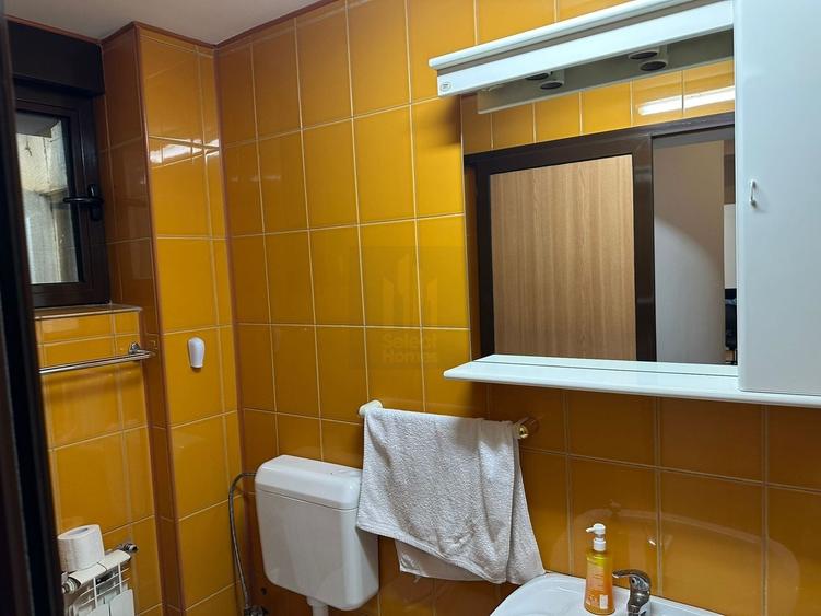 Apartament cu 4 camere decomandat, mobilat în Cotroceni