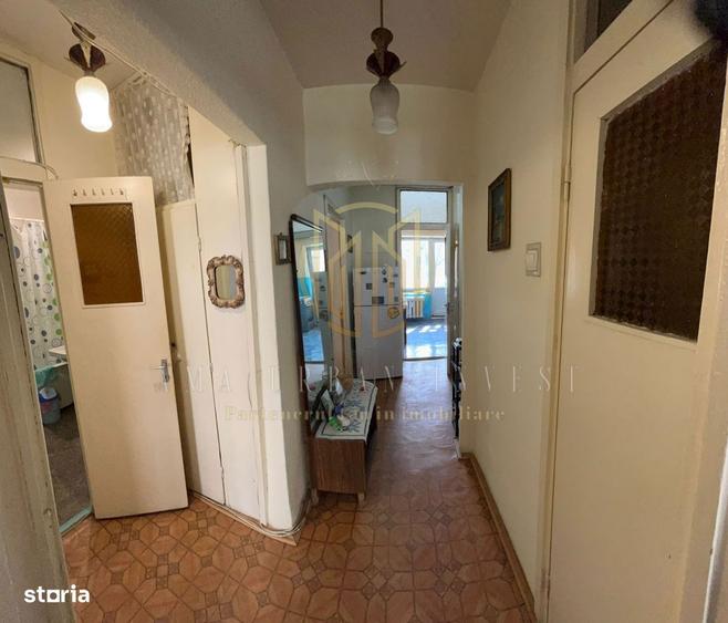 Apartament cu 3 camere decomandat, mobilat în Berceni — fotografia 2