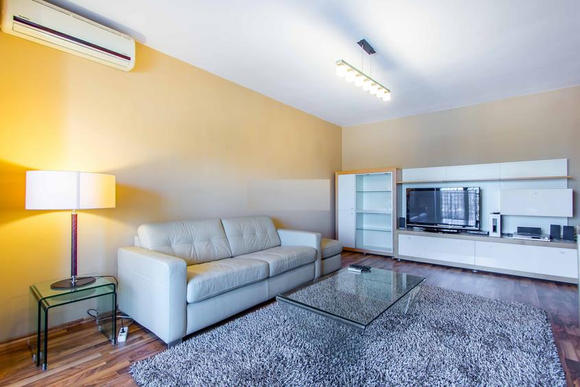 Apartament cu 2 camere decomandat în Unirii