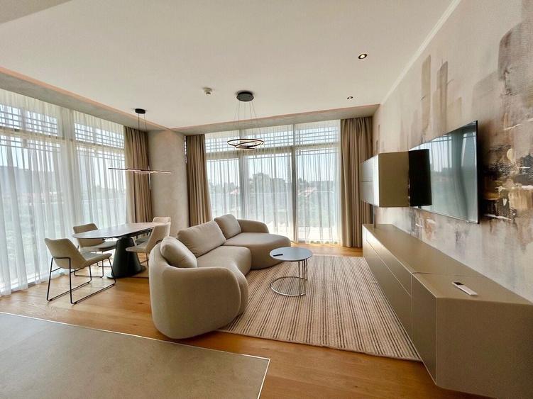 Apartament cu 3 camere decomandat, mobilat în Floreasca