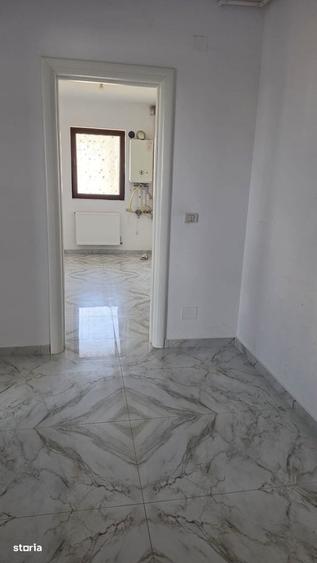 Apartament cu 3 camere în Dobroești