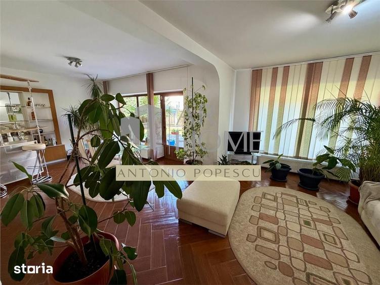 Casă cu 4 camere cu Teren 1222 Mp în Albert