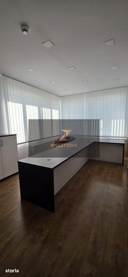 Spațiu comercial, de 480 mp, în Vest