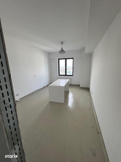 Apartament cu 4 camere în Pipera
