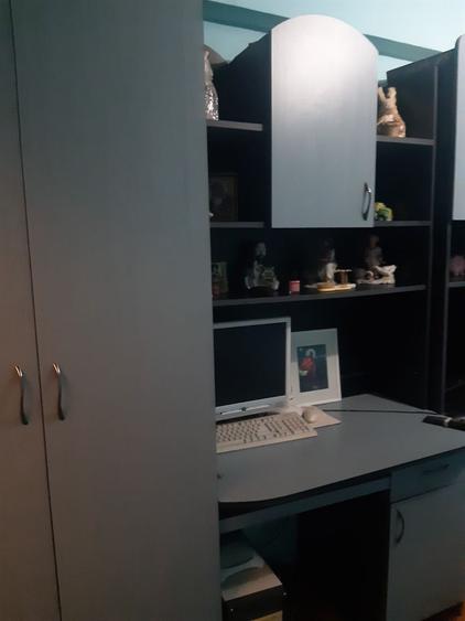 Apartament cu 3 camere decomandat în Cantemir