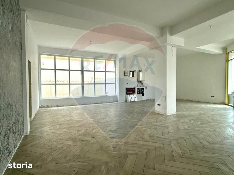Spațiu comercial, de 186 mp, în Cumpăna