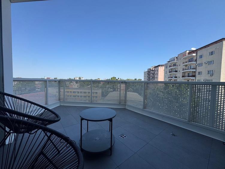 Apartament cu 2 camere decomandat, mobilat în Băneasa