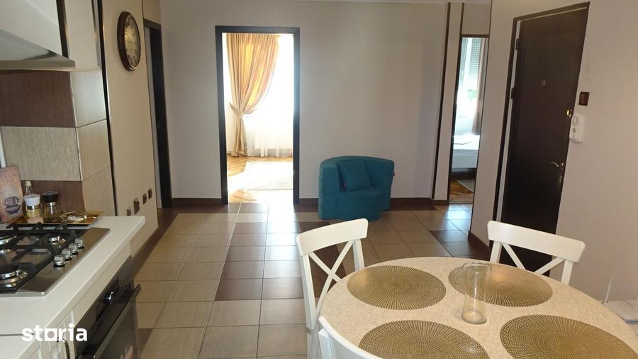 Apartament cu 4 camere decomandat în Kogălniceanu