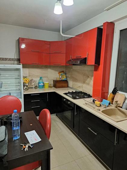 Apartament cu 2 camere decomandat, mobilat în Eroii Revoluției
