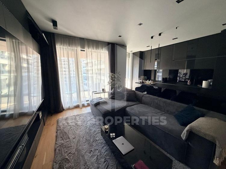 Apartament cu 2 camere semidecomandat, mobilat în Aviației