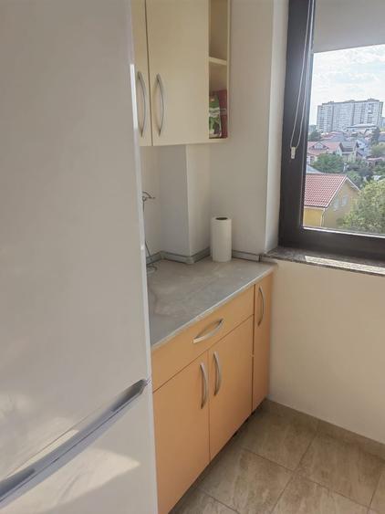 Inchiriez apartament 3 camere Str. Valea Oltului - 2