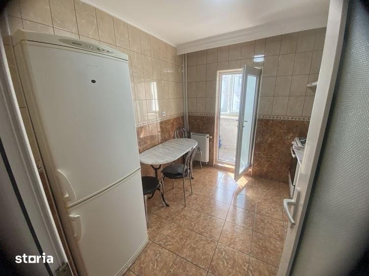 Inchiriez apartament 2 camere - 3