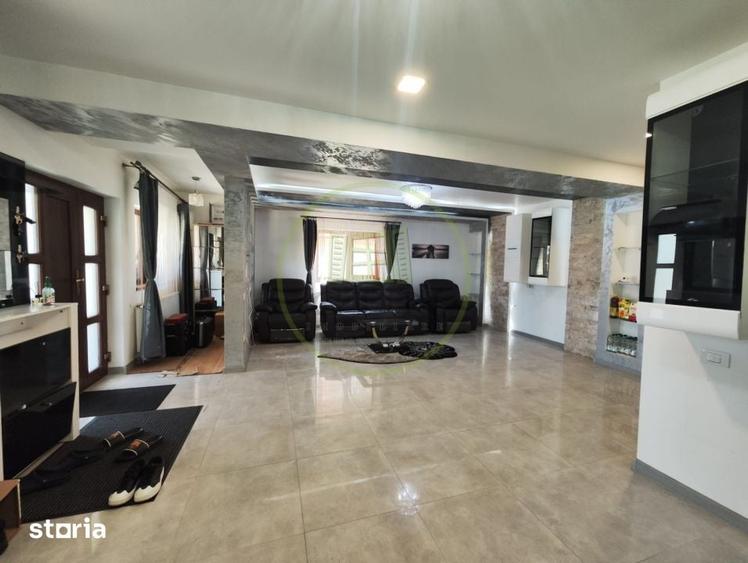 Casă cu 5 camere cu Teren 390 Mp în Bariera Vâlcii