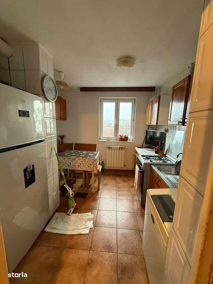Apartament cu 3 camere semidecomandat, mobilat în Berceni — fotografia 3