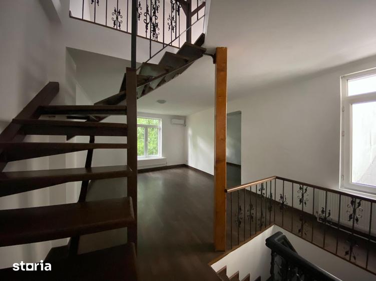 Apartament cu 4 camere în Dorobanți