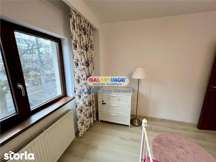 Apartament cu 3 camere, mobilat în Malu Roșu