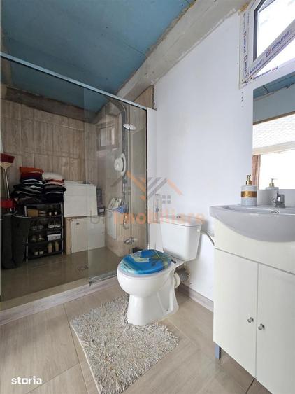 Spațiu comercial, de 240 mp, în Central