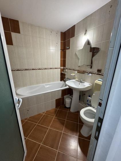 Apartament cu 2 camere decomandat în Brâncoveanu