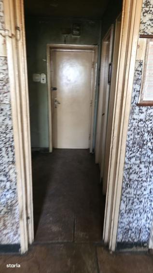 Apartament cu 2 camere semidecomandat în Iancului