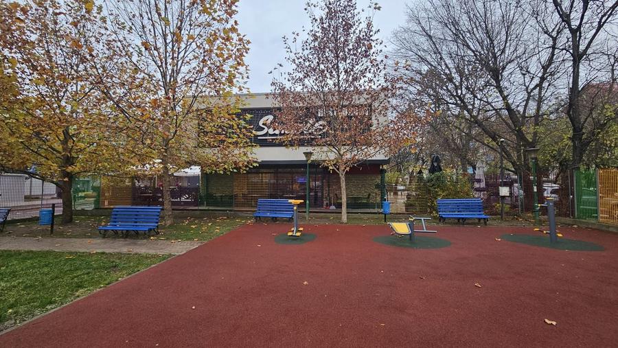 Spațiu comercial, de 780 mp, în Runcu