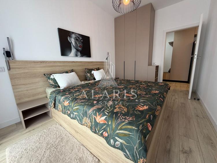 Apartament cu 2 camere semidecomandat, mobilat în Torontalului