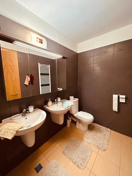 Apartament cu 2 camere semidecomandat în Otopeni