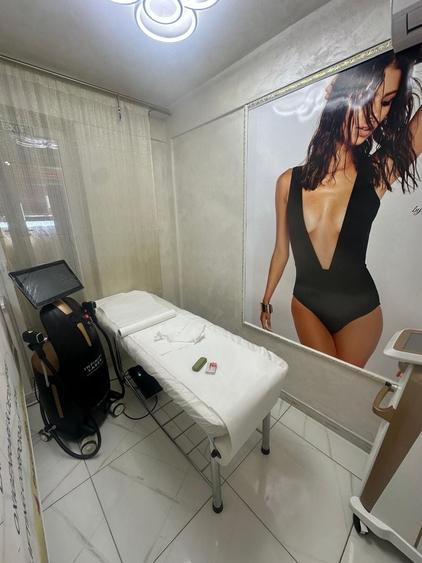 Apartament cu 3 camere semidecomandat în Apărătorii Patriei