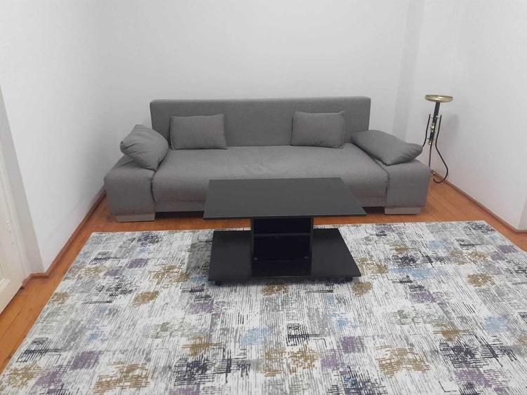 Casă cu 3 camere în Central