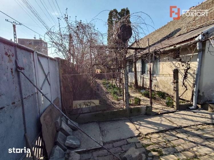 Casă cu 3 camere cu Teren 574 Mp în Est