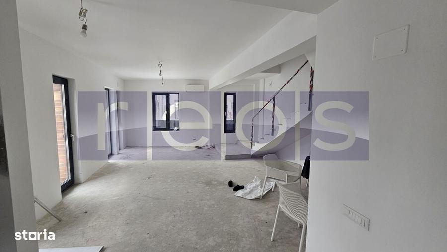 Vila D+2+M | 4 parcari private | 3 apartamente cu intrari separate - 9